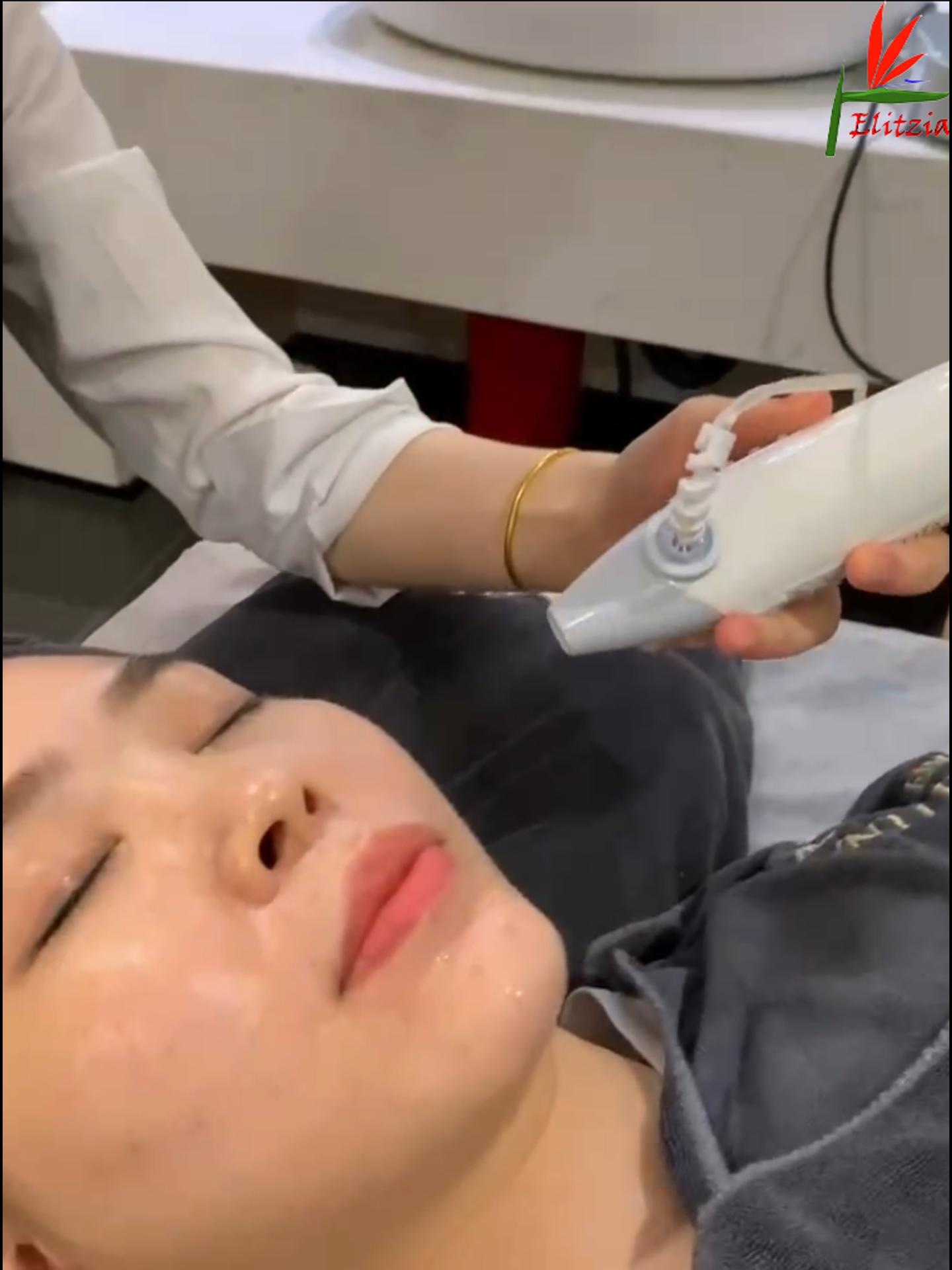 Amazon.com: Elitzia Professional Oxygen Facial Micro‑Nano Mist